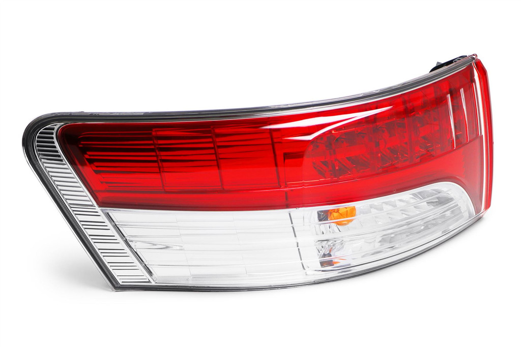 Rear outer light left LED Toyota Avensis 09-11 Saloon