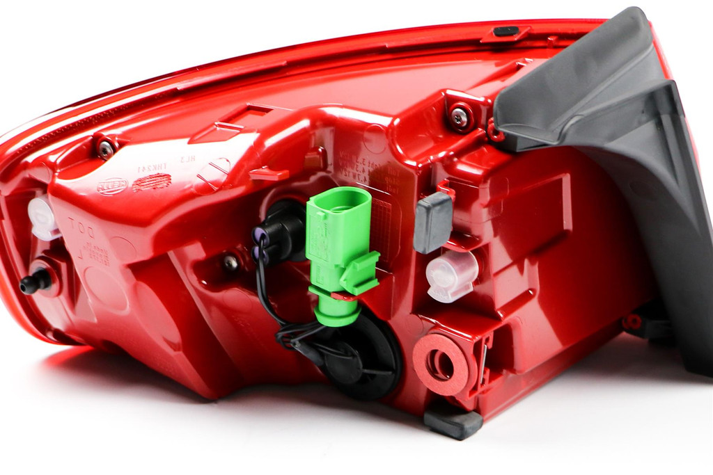 Rear light right LED Audi A4 B8 12-15 Saloon Hella