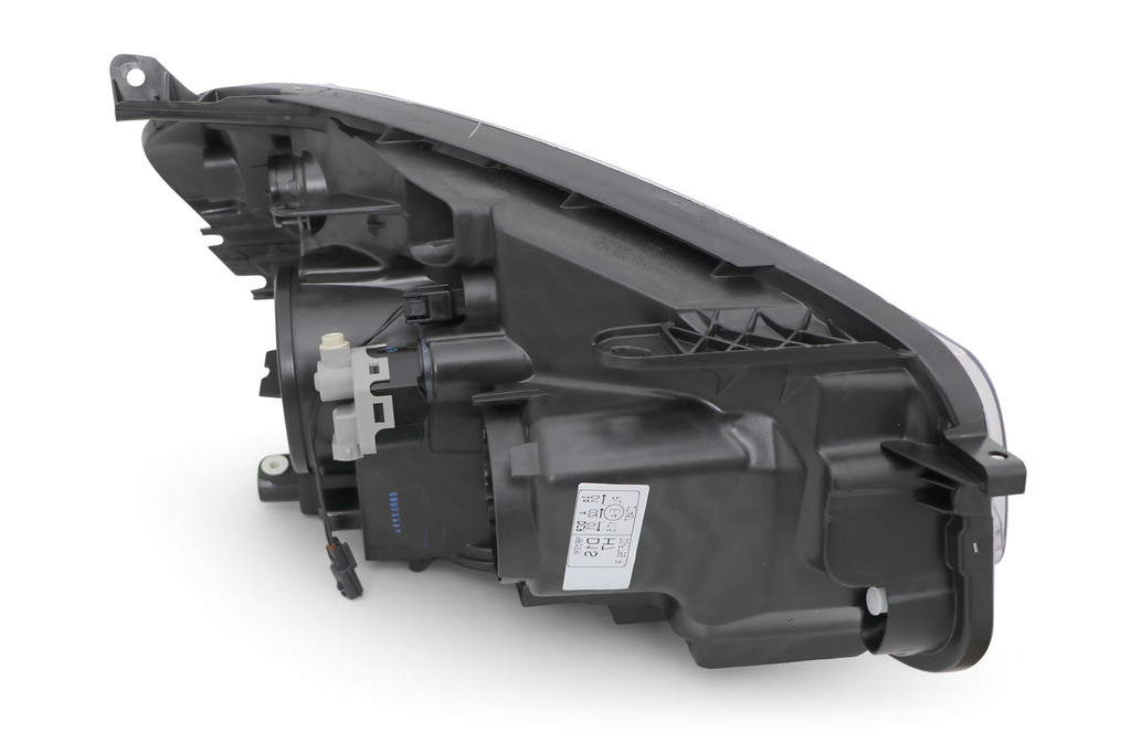 Headlight left xenon Nissan Qashqai 10-13 Hella