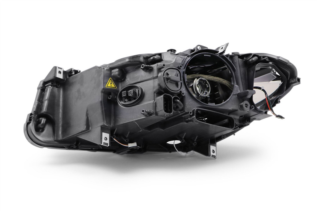 Headlight right bi-xenon BMW 5 Series F10/11 10-12