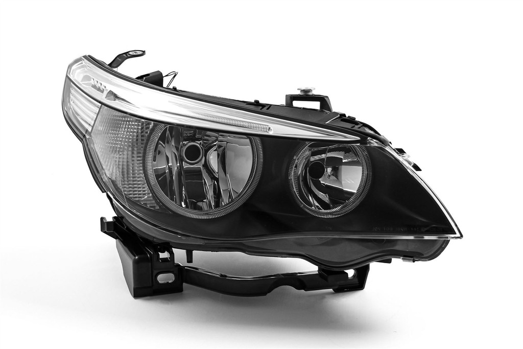 Headlight right BMW 5 Series E60 03-06