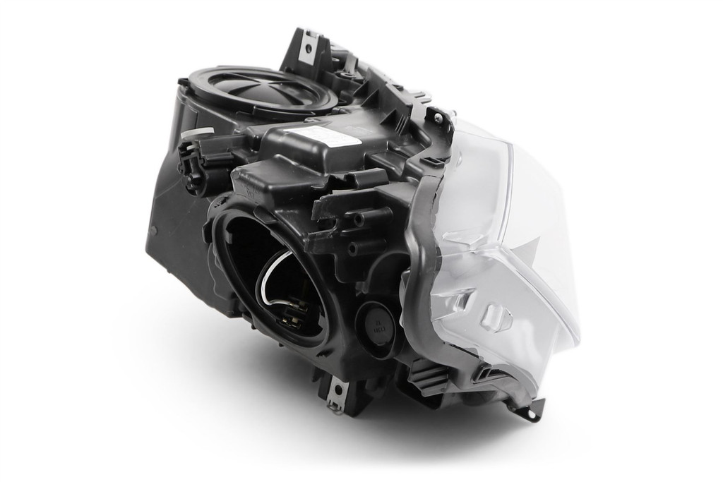 Headlight right BMW 3 Series F30/31 12-15 Hella
