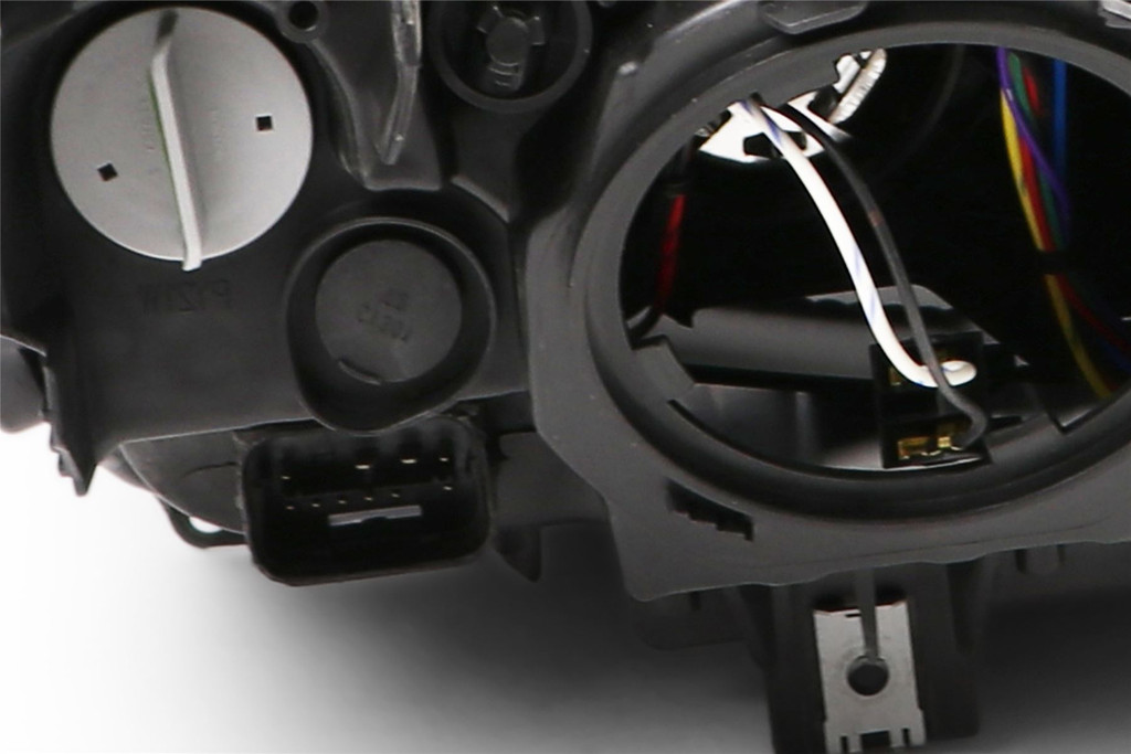 Headlight left BMW 3 Series F30/31 12-15