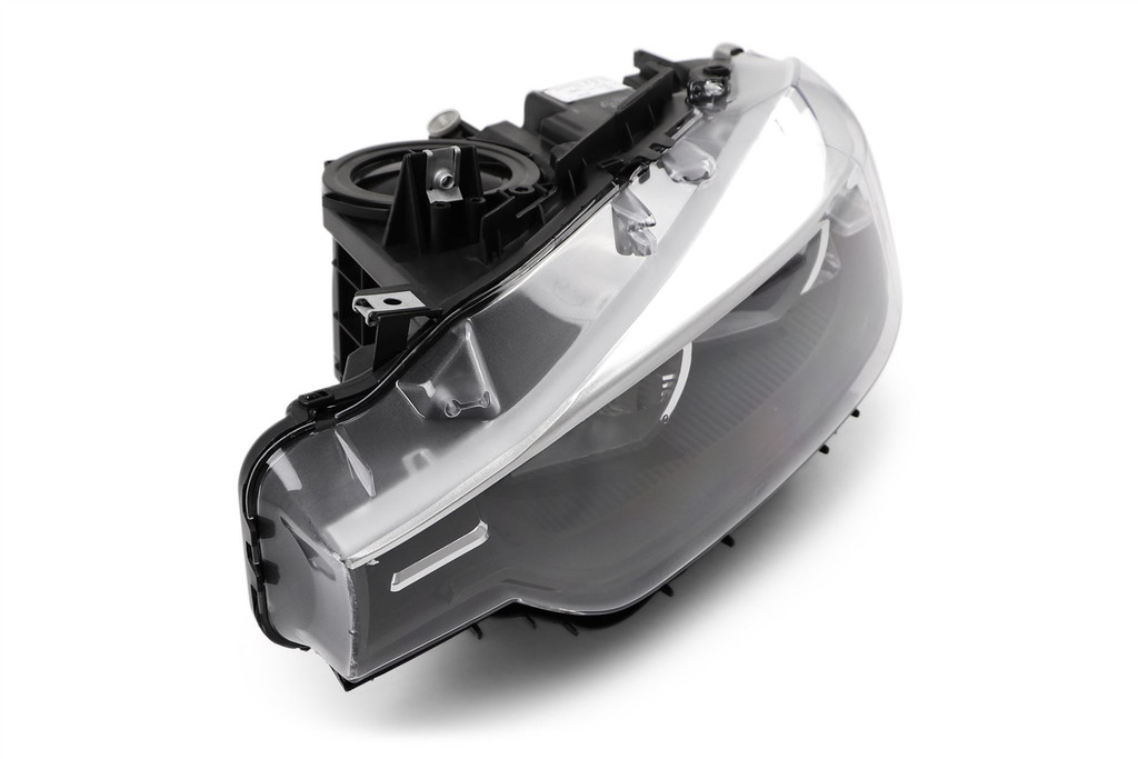 Headlight left BMW 3 Series F30/31 12-15