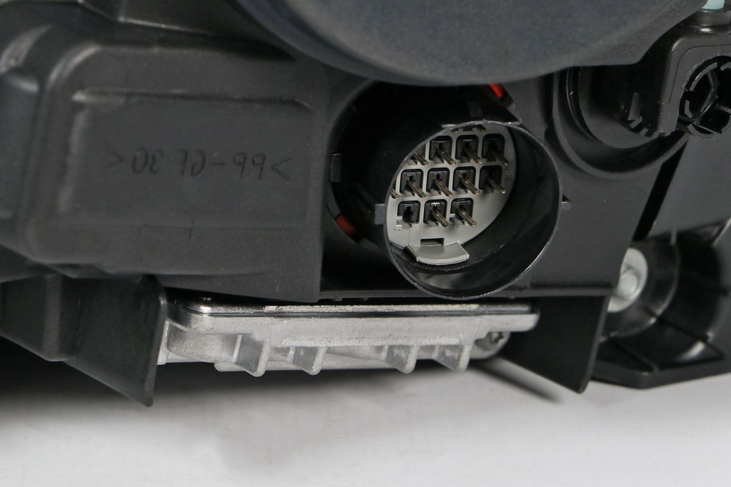 Headlight right xenon LED DRL with AFS Land Rover Discovery MK4 13-16