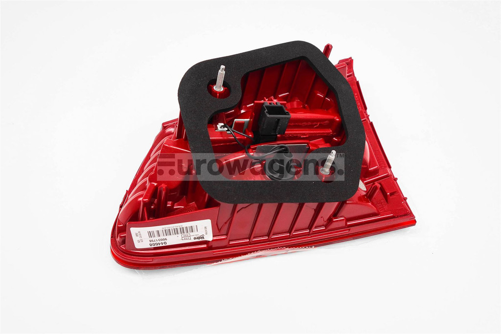 Rear light right inner LED VW Touareg 10-15