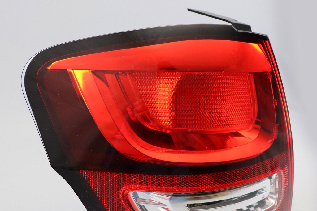 Rear light left Citroen C3 10-12