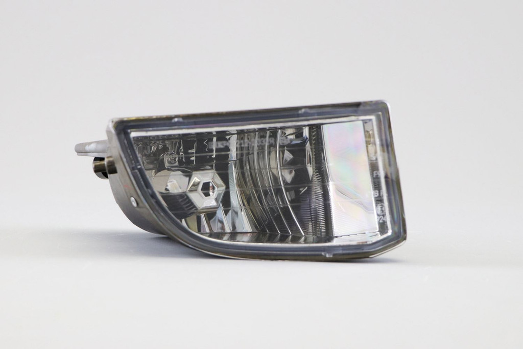 Front fog light right Toyota RAV4 01-02