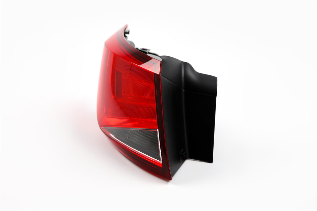 Rear light outer left Seat Leon 14-16