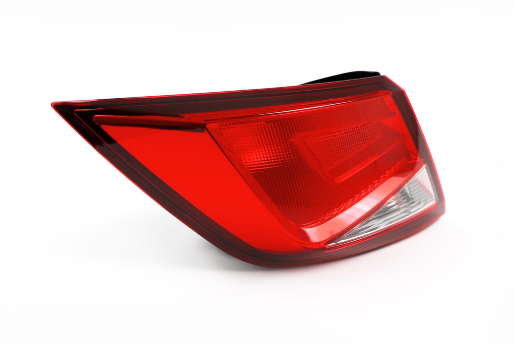 Rear light outer left Seat Leon 14-16