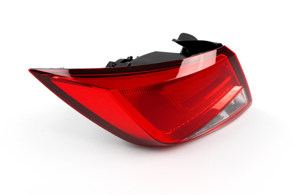 Rear light outer left Seat Leon 14-16