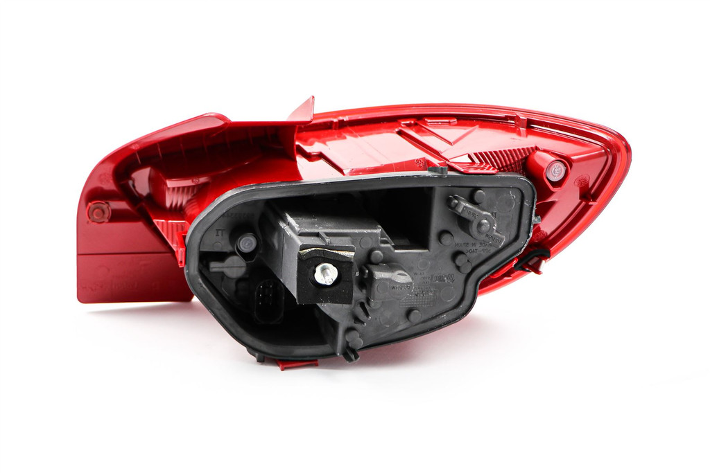Rear light left Seat Ibiza 08-16 3 door