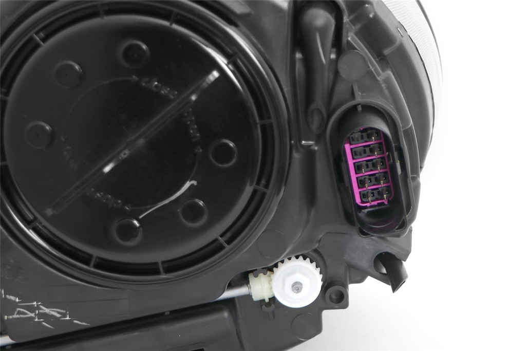Headlight right black VW Beetle 11-18