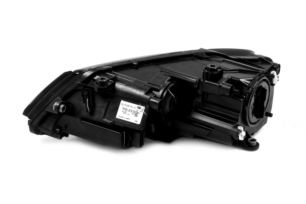 Headlight right black VW Jetta MK4 11-18