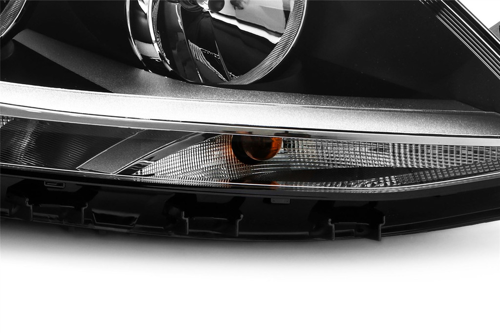Headlight right black VW Jetta MK4 11-18