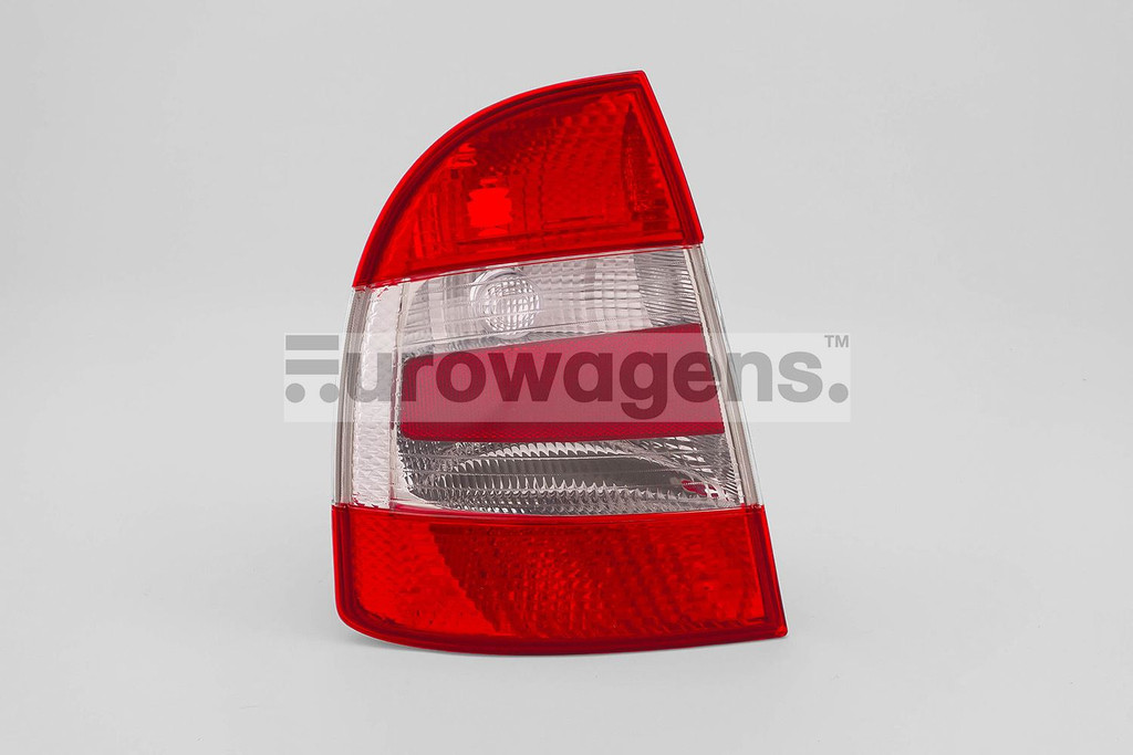 Rear light left Skoda Superb Saloon 06-08