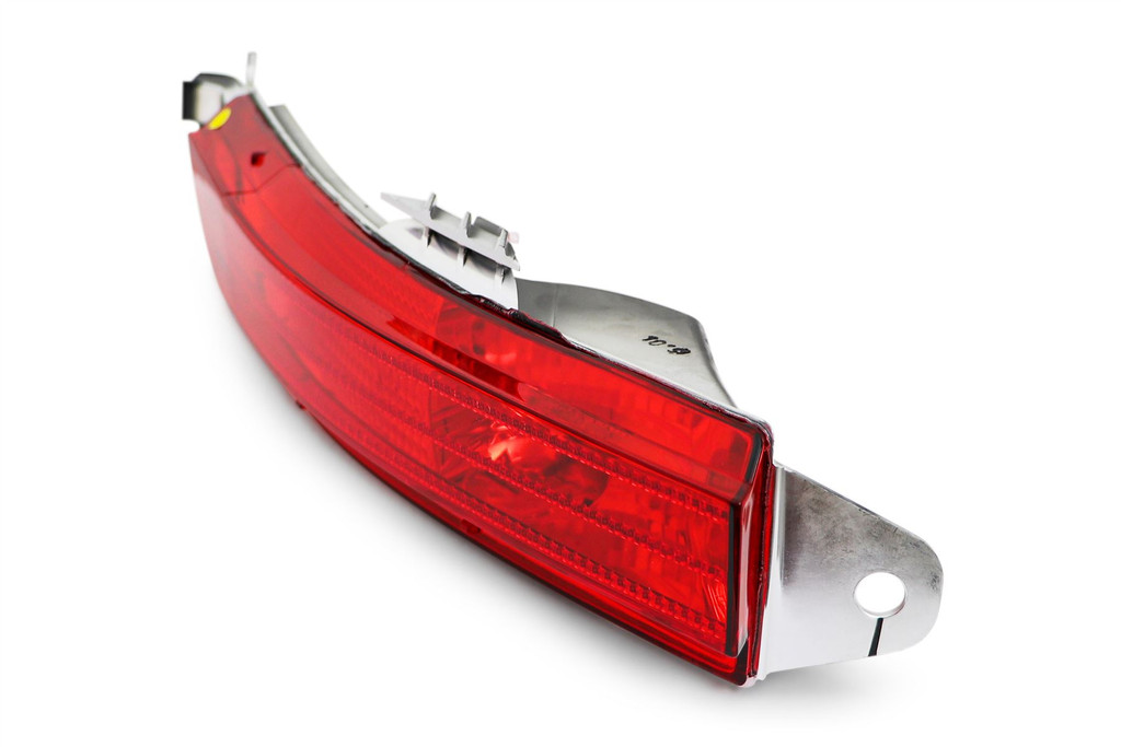 Rear bumper reflector left VW Touareg 11-13