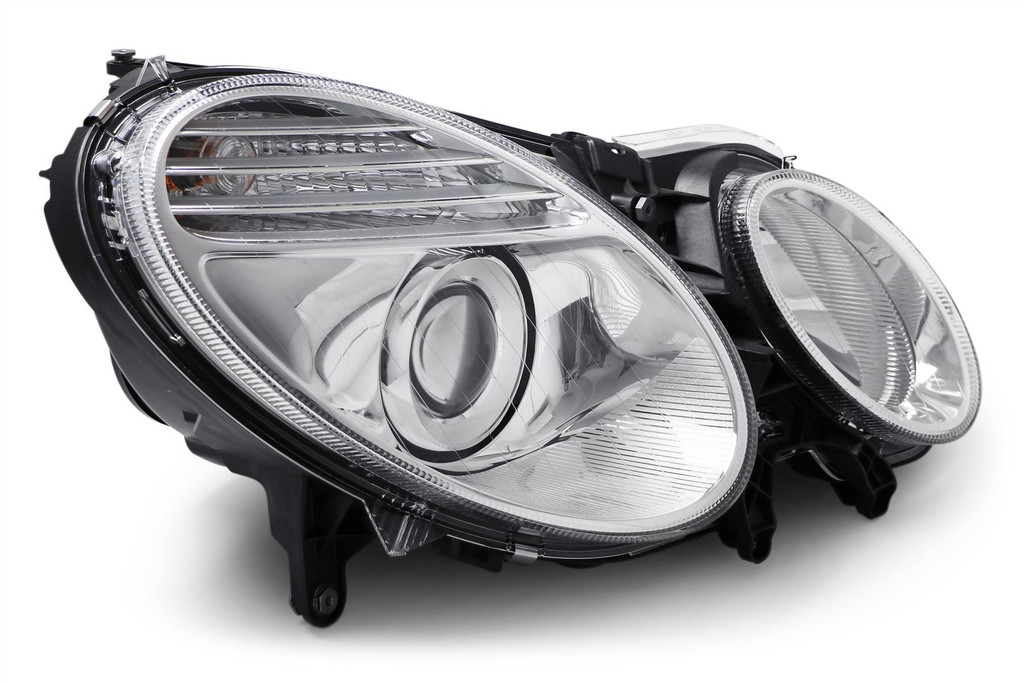 Headlight right Bi-Xenon Mercedes Benz E Class W211 06-08