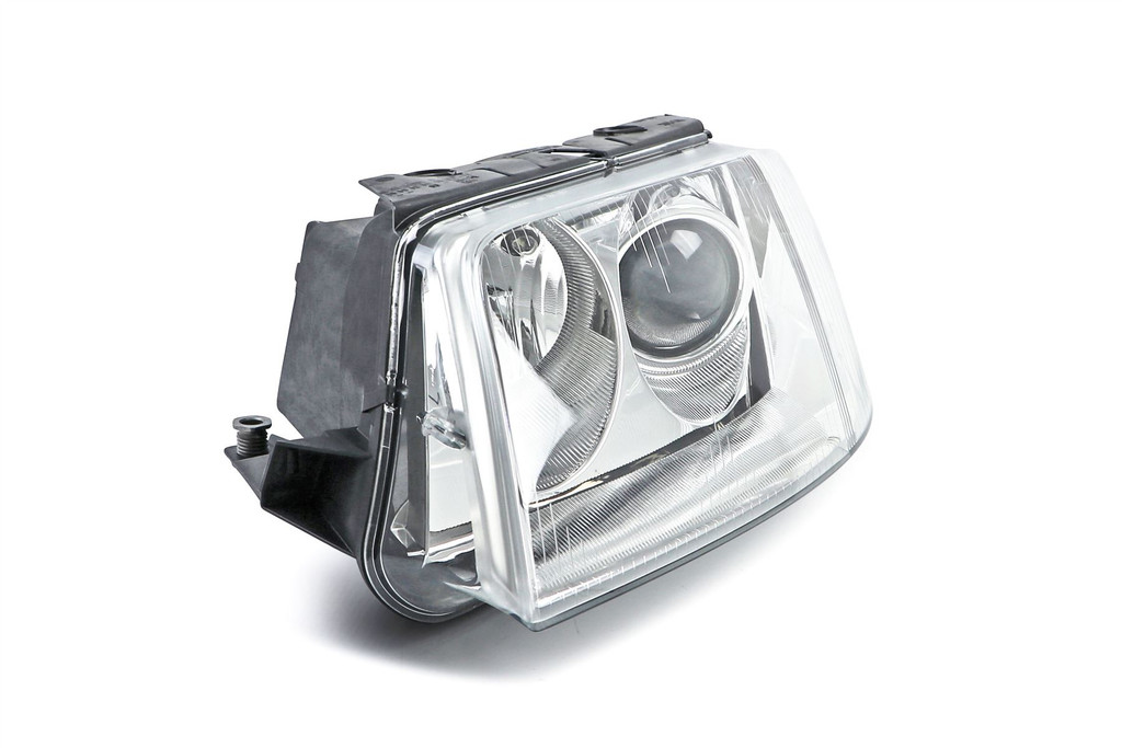 Headlight left VW Passat 01-05