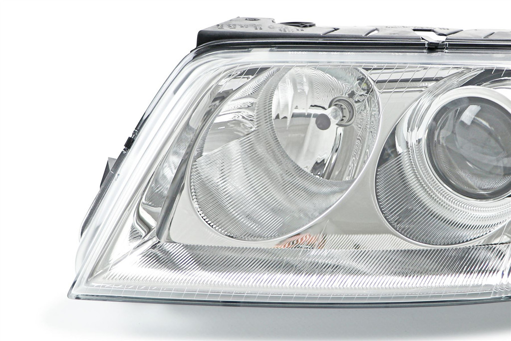 Headlight left VW Passat 01-05