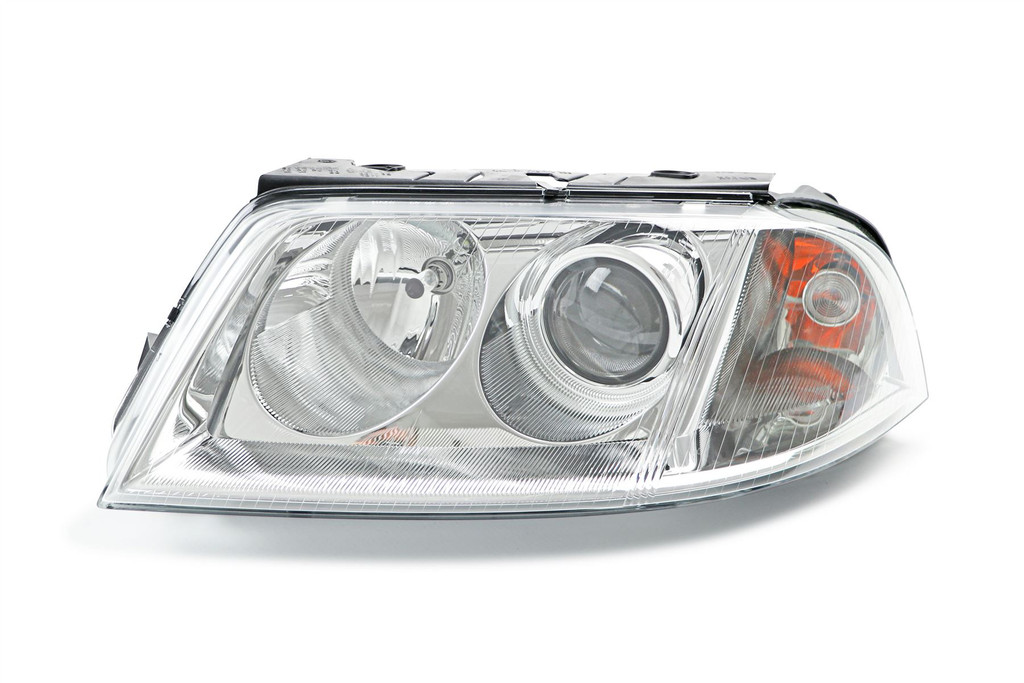 Headlight left VW Passat 01-05