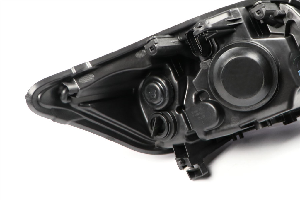 Headlight left Ford Kuga 08-12 Hella