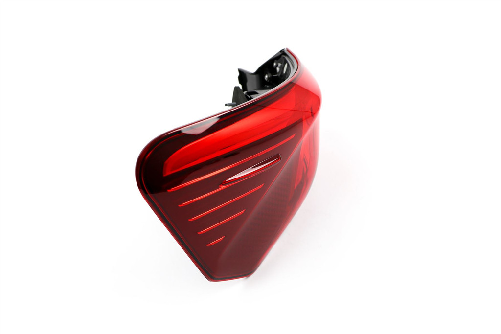 Rear light left outer LED Toyota Avensis 15-17 Estate