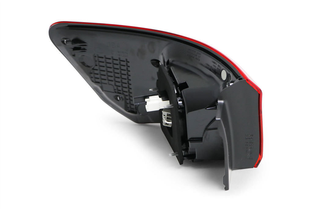 Rear light right outer LED Toyota Avensis 15-17 Saloon