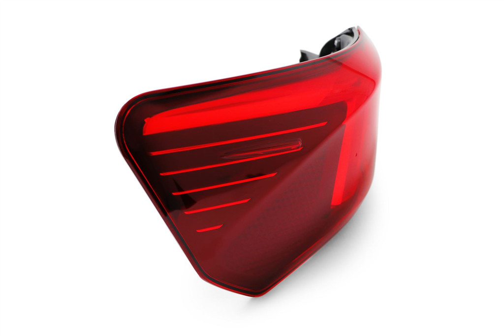 Rear light left outer LED Toyota Avensis 15-17 Saloon