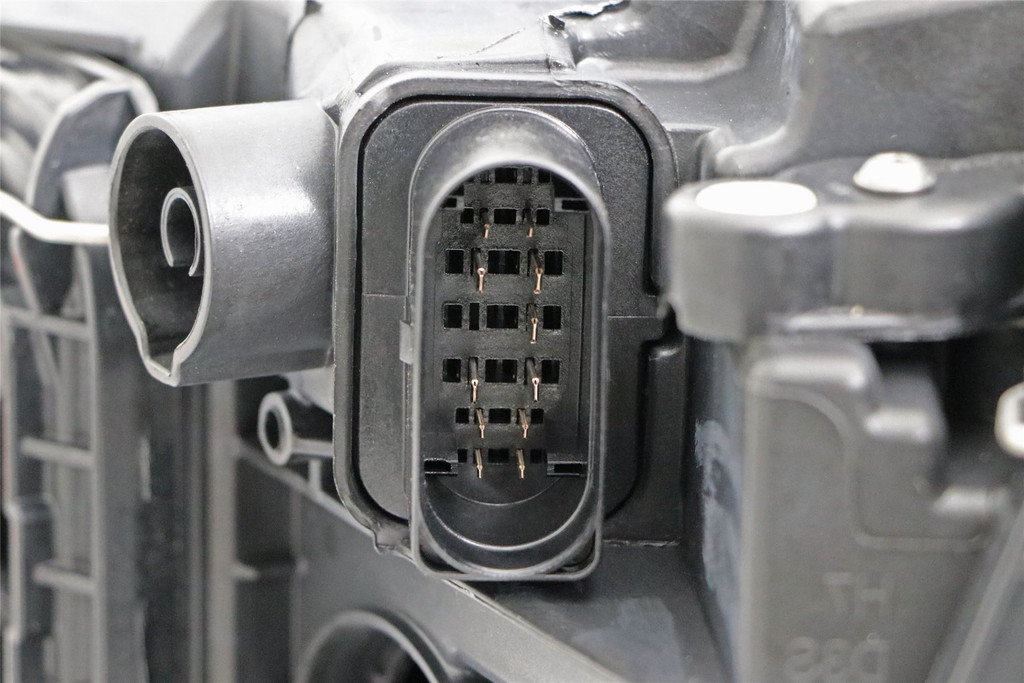 Headlight right bi-xenon LED DRL Audi Q5 13-16