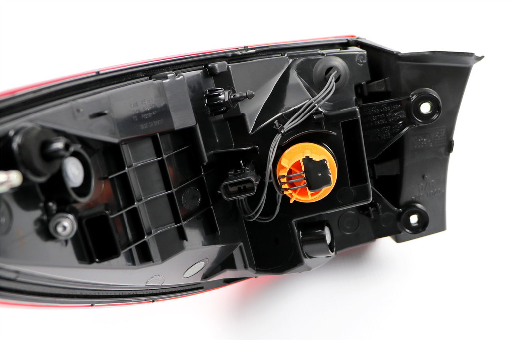 Rear light right outer LED Renault Kadjar 15-17