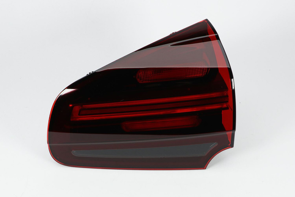 Rear light right inner LED Porsche Cayenne 11-17