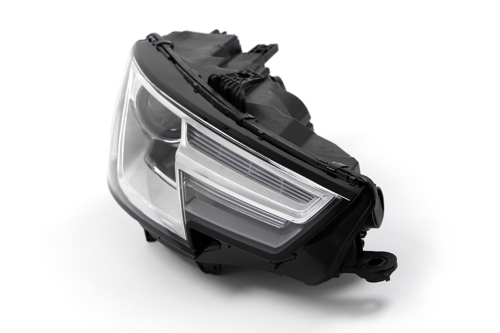 Headlight right xenon LED DRL Audi A4 B9 15-18 OEM