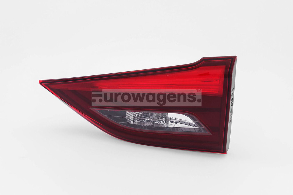 Rear inner light right Toyota Avensis 15-17