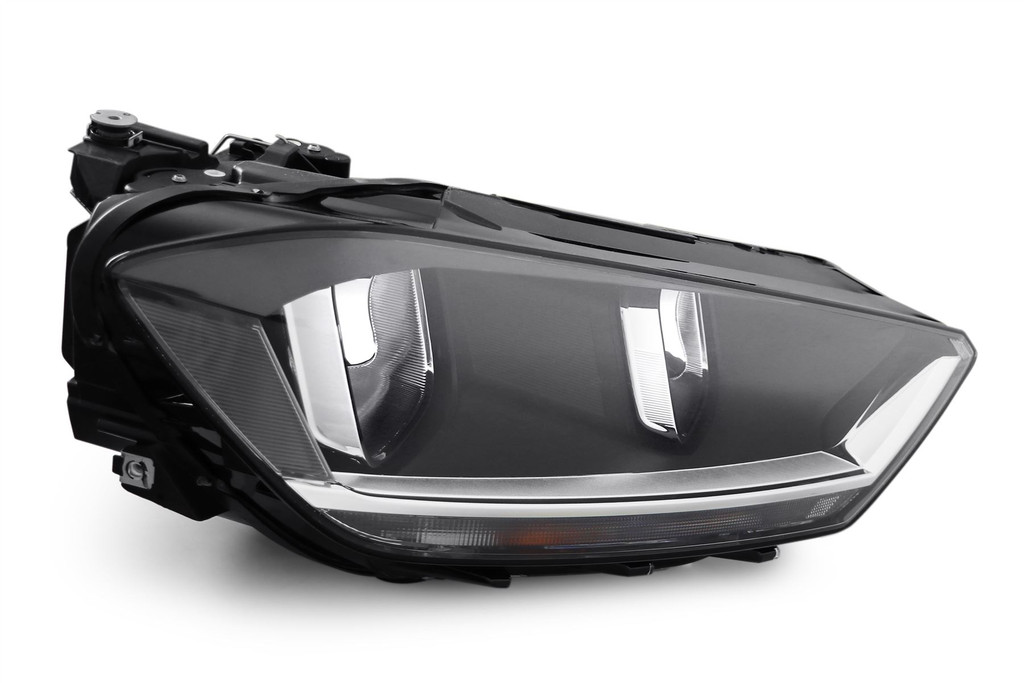 Headlight right VW Golf Sportsvan 14-17