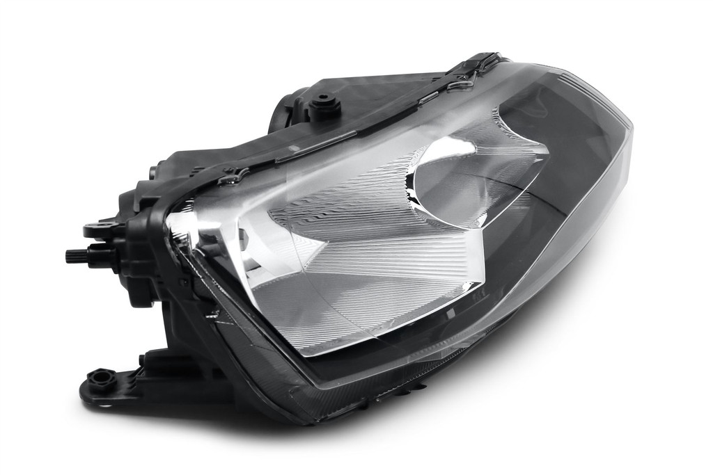 Headlight right black Skoda Rapid 12-16