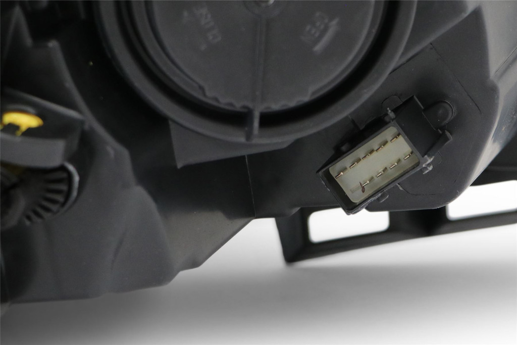 Headlight left chrome Vauxhall Corsa D 11-14