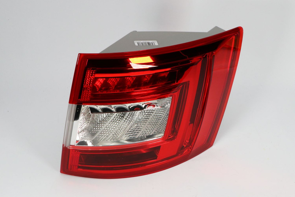 Rear light right LED Skoda Octavia 13-16 Estate