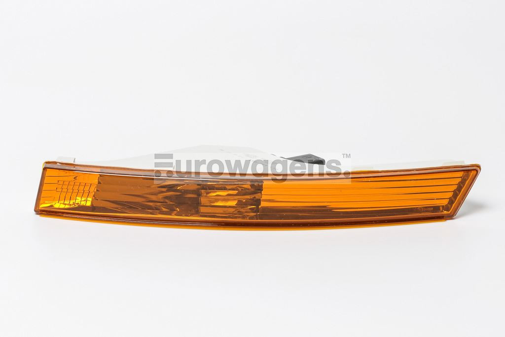 Front indicator left orange VW Passat 05-10