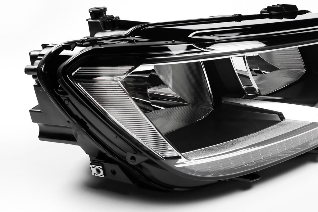 Headlight right VW Tiguan 16-