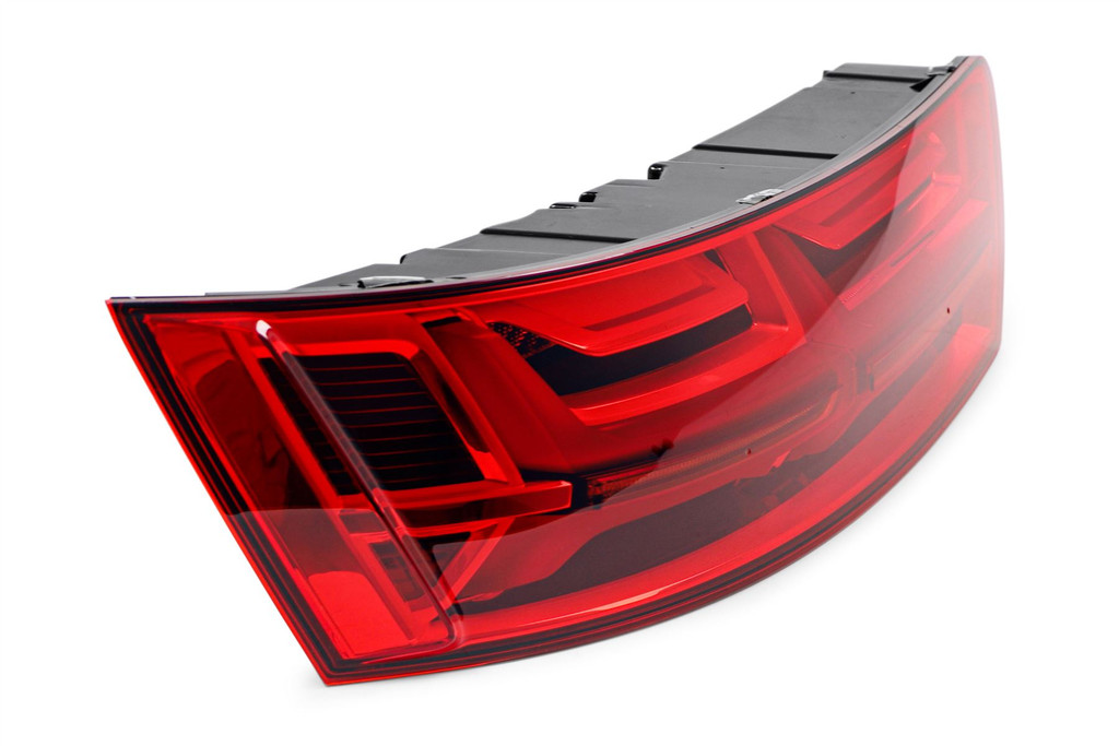 Rear light left LED Audi Q7 15-18