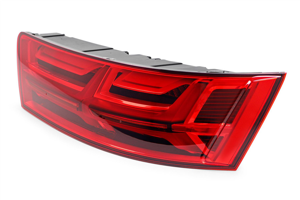 Rear light right LED Audi Q7 15-18