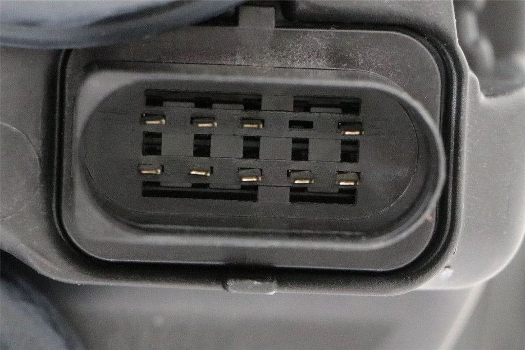 Headlight left black VW Transporter T6 16-19 Valeo