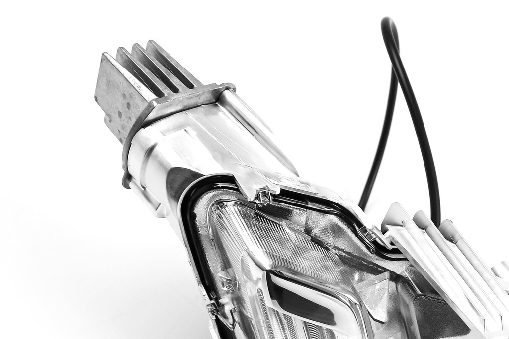 Daytime running light LED DRL right Volvo XC60 13-17