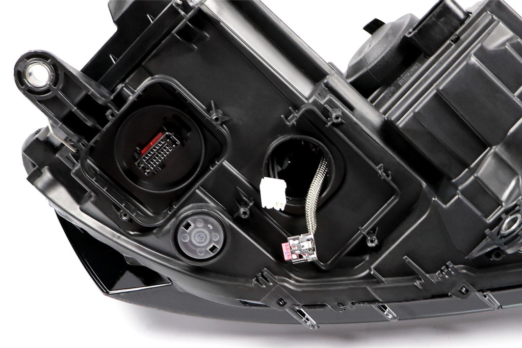 Headlight left bi-xenon LED DRL AFS VW Passat 11-14