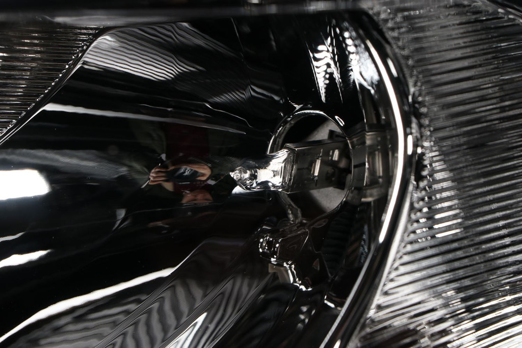 Headlight left black Vauxhall Corsa D 11-14 Valeo