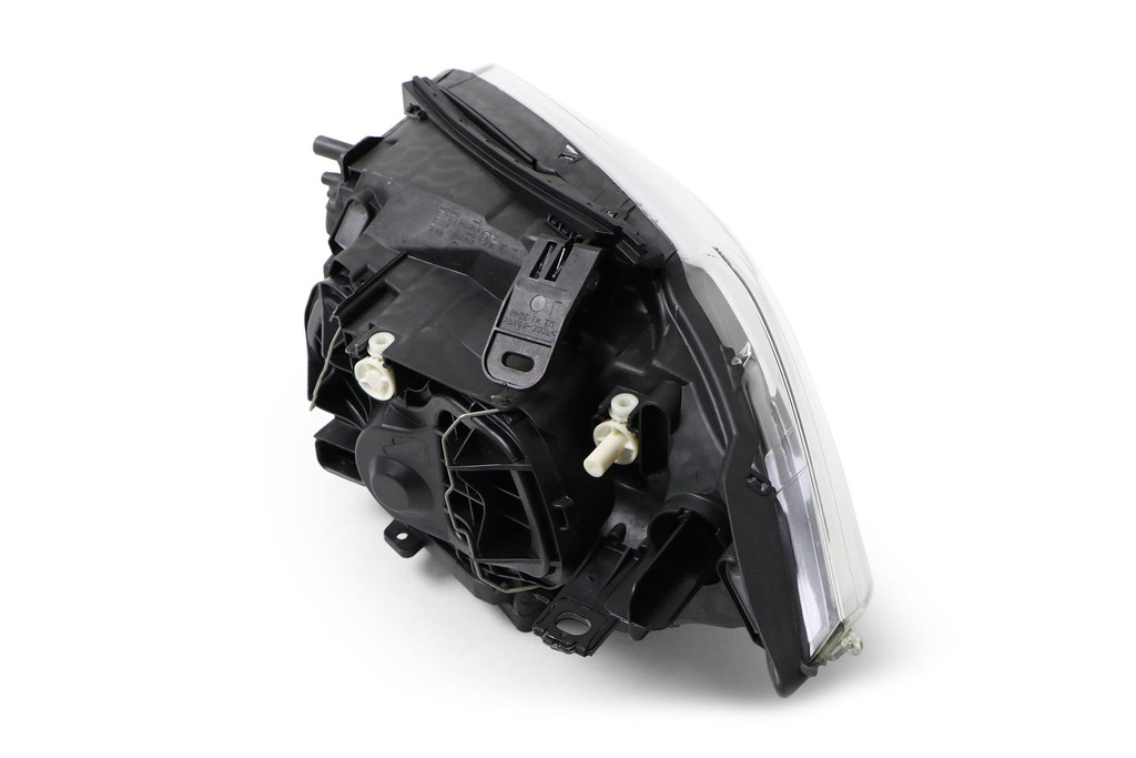 Headlight right BMW 1 Series E82 E88 11-13 2 door