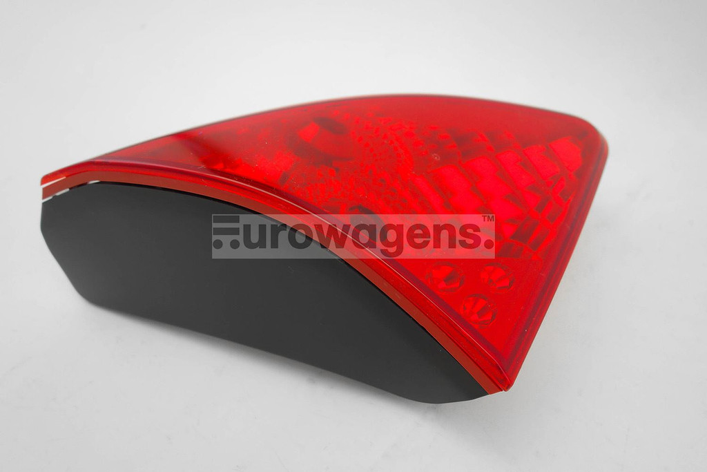 Rear light left inner Peugeot 3008 09-12