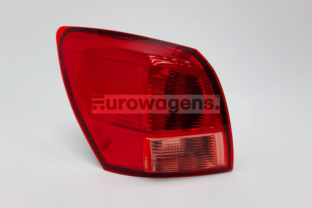 Rear light left Nissan Qashqai 07-10