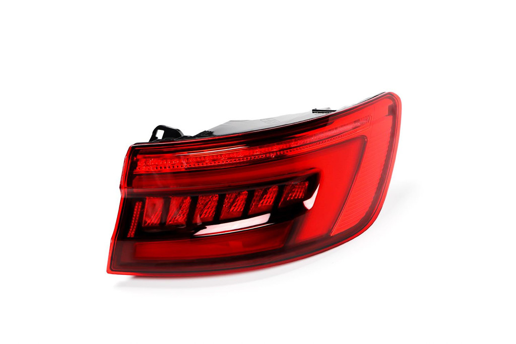 Rear light right outer LED Audi A4 B9 15-19 Saloon